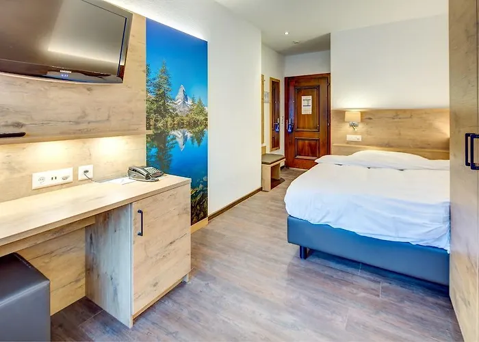 Hotel Alpen